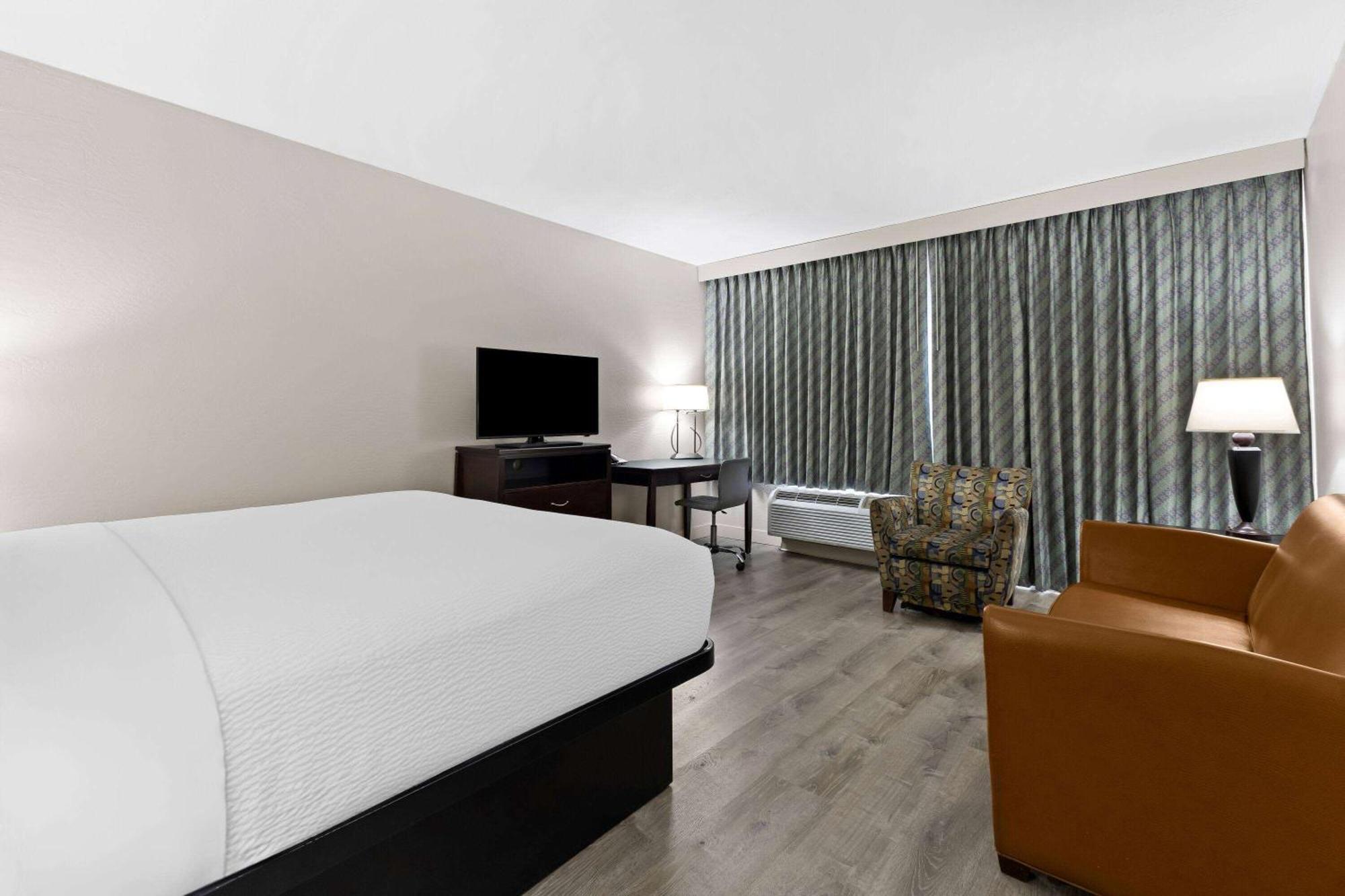 Days Inn & Suites By Wyndham Mesa Near Phoenix Exteriör bild