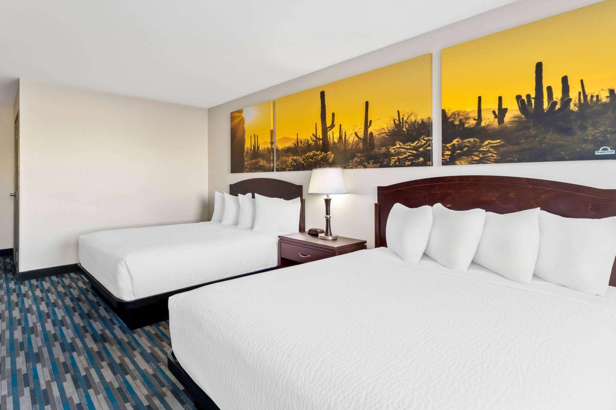 Days Inn & Suites By Wyndham Mesa Near Phoenix Exteriör bild