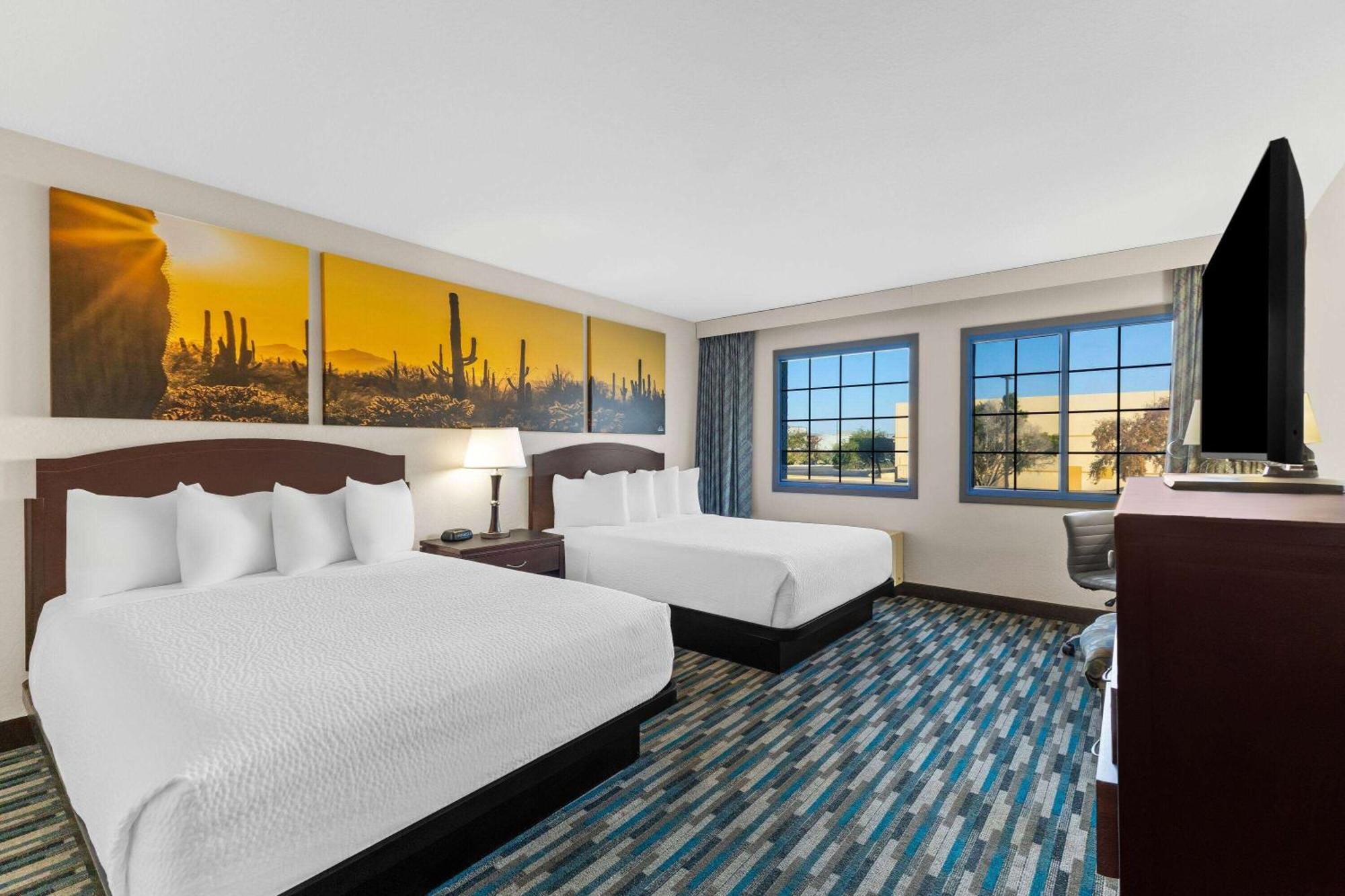 Days Inn & Suites By Wyndham Mesa Near Phoenix Exteriör bild