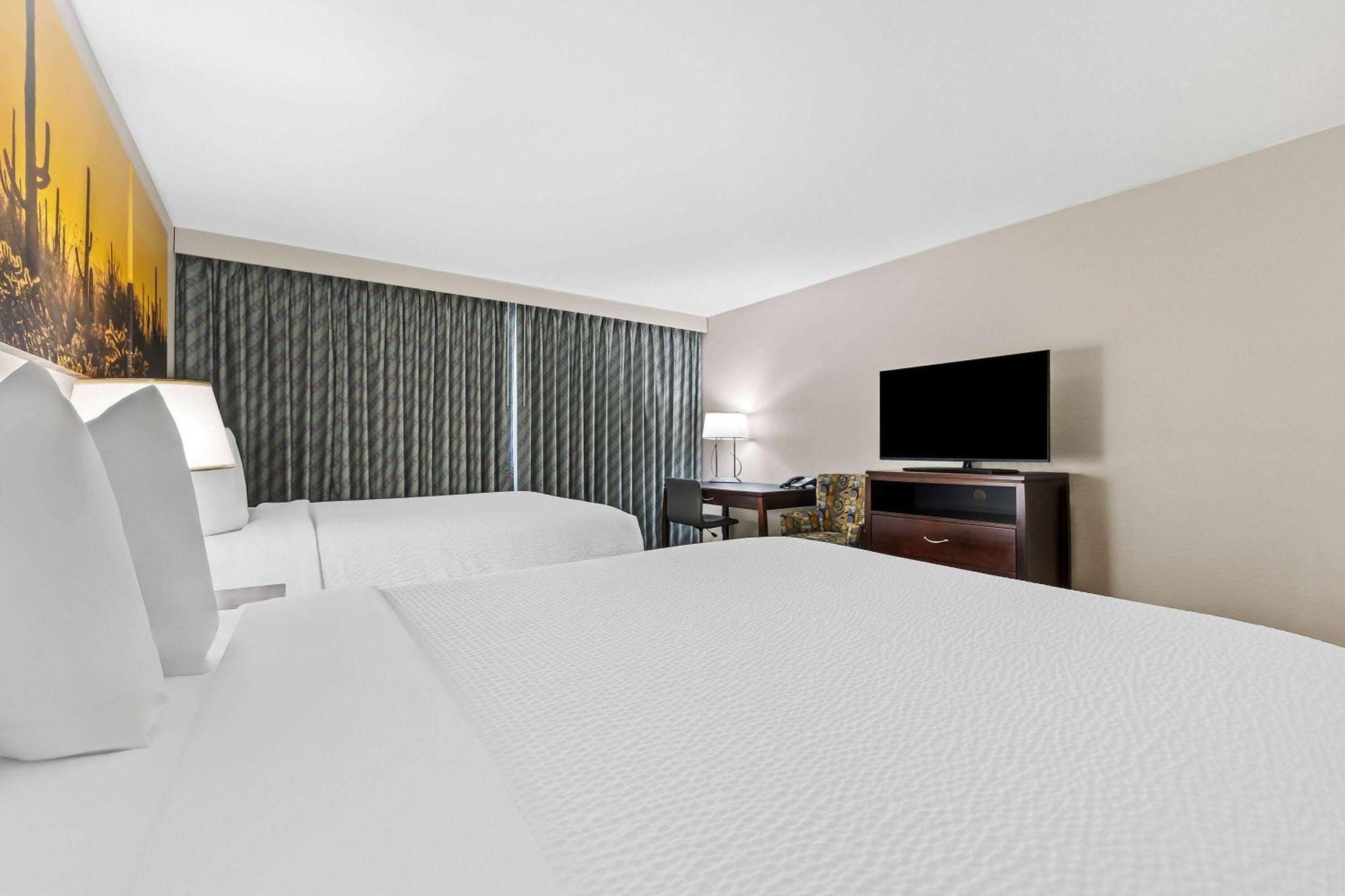 Days Inn & Suites By Wyndham Mesa Near Phoenix Exteriör bild