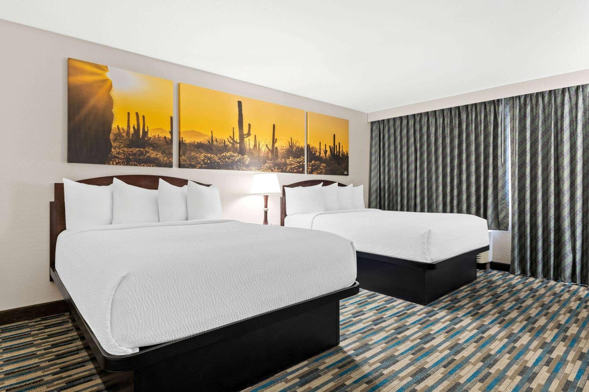 Days Inn & Suites By Wyndham Mesa Near Phoenix Exteriör bild