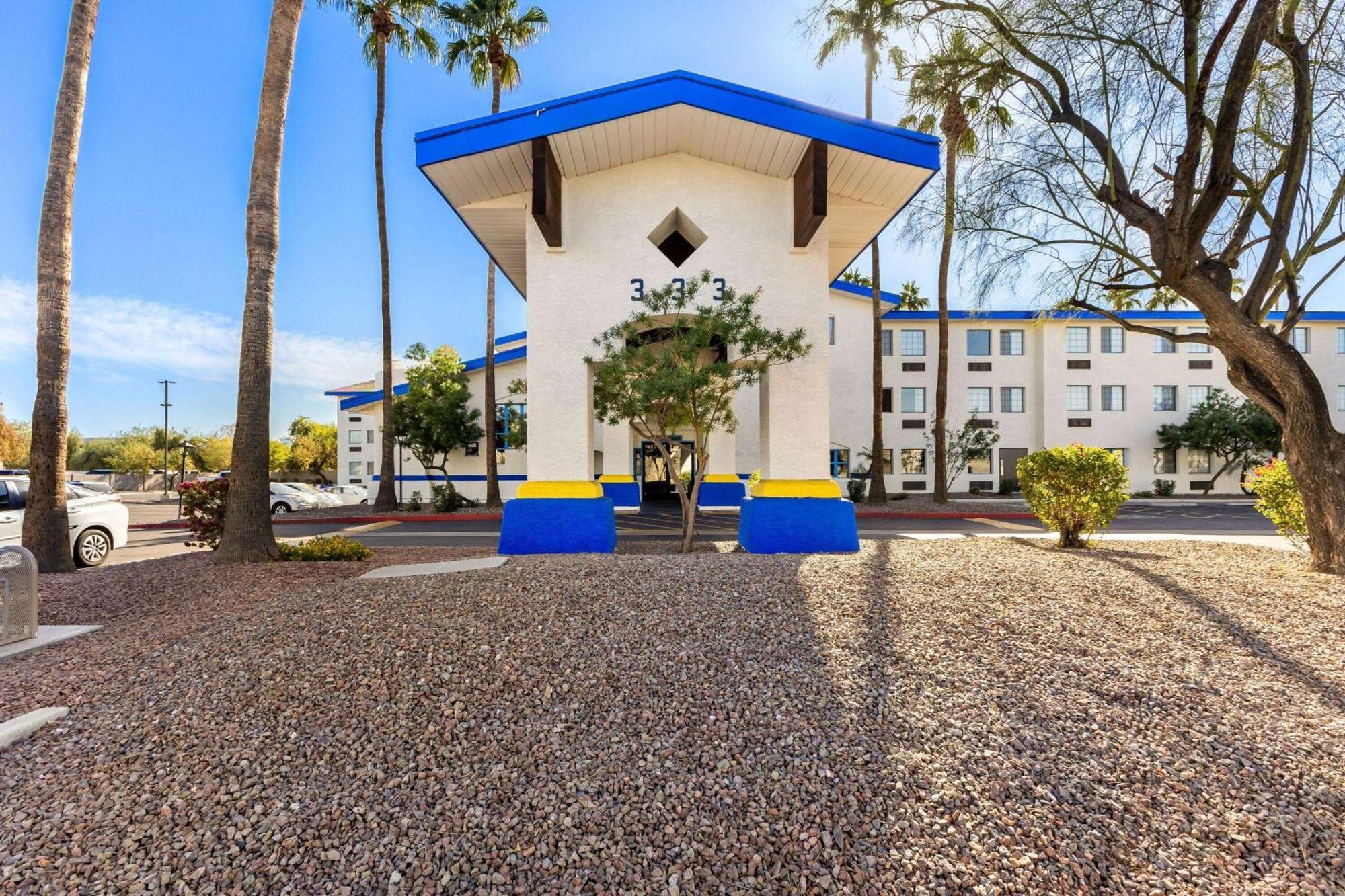 Days Inn & Suites By Wyndham Mesa Near Phoenix Exteriör bild