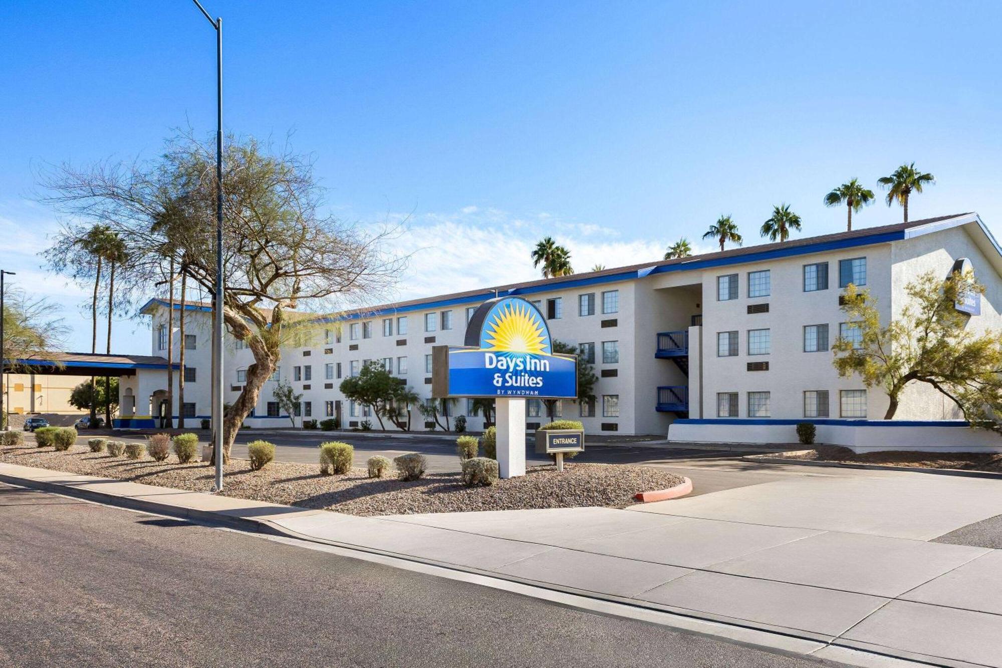 Days Inn & Suites By Wyndham Mesa Near Phoenix Exteriör bild